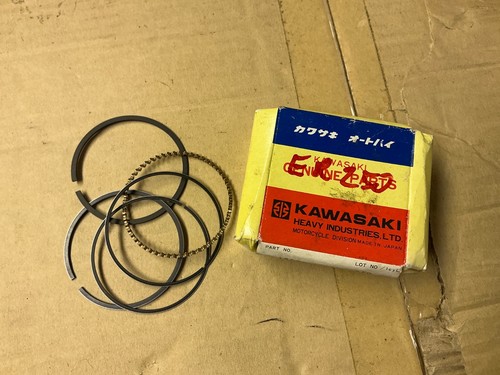 Genuine kawasaki nos piston - genuine,