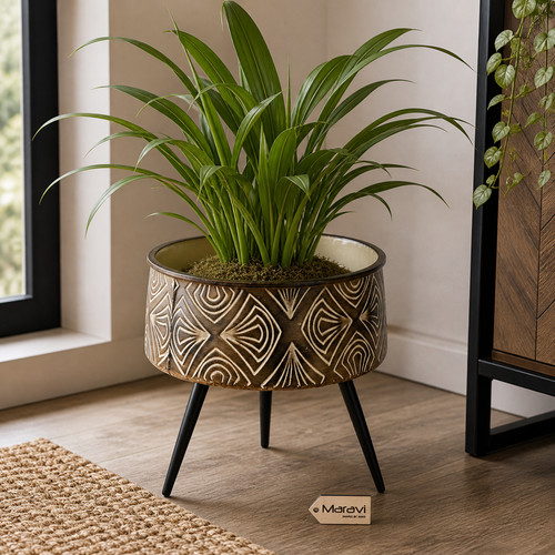 Helani gold planter - helani,