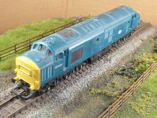 Hornby 00 Gauge BR Class 37