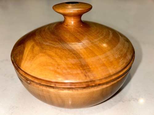 Turned lidded bowl box hand - lidded,