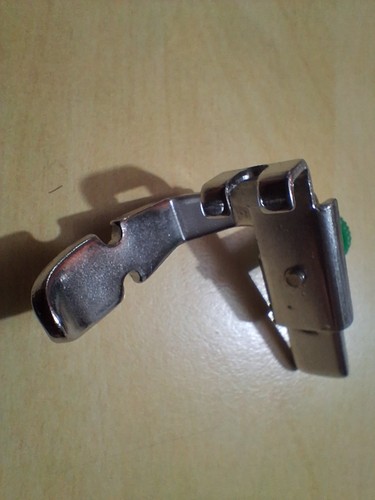 Sewing machine zip - machine, foot