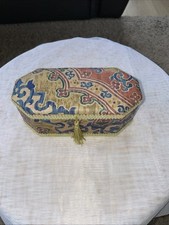 CHINESE VINTAGE JEWELLERY BOX