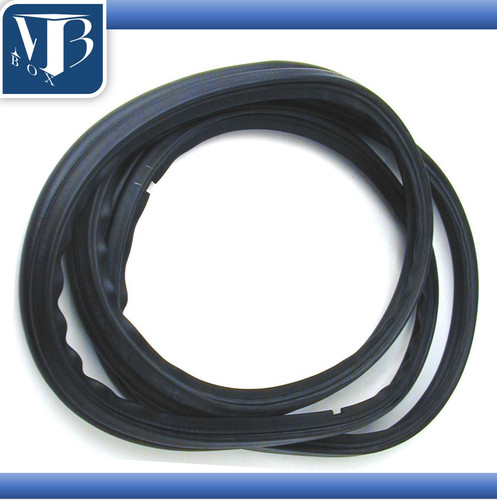 Trunk seal sealing frame
