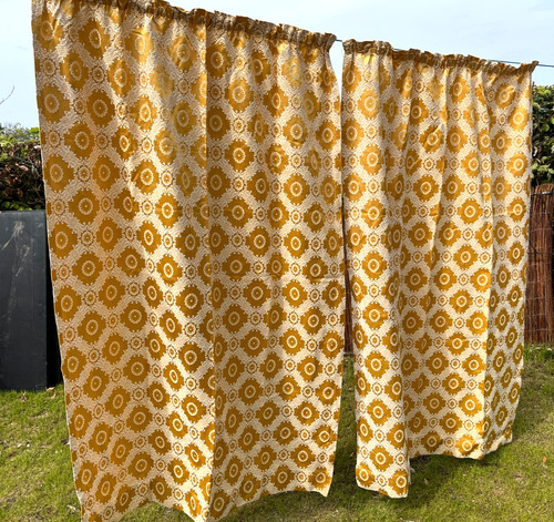 Pair vintage satin - of, 60s