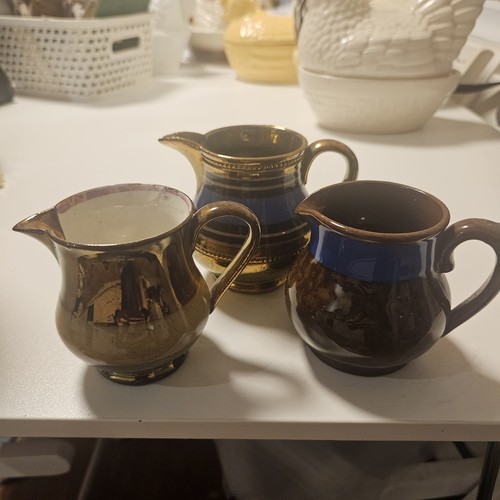 Set lustre ware jugs - set,