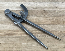 Vintage Foreign 7" Wing