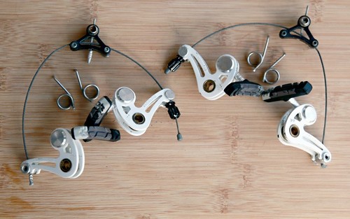 Frogglegs cantilever brakes