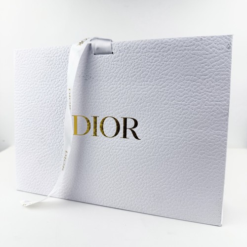Christian dior white paper - christian,