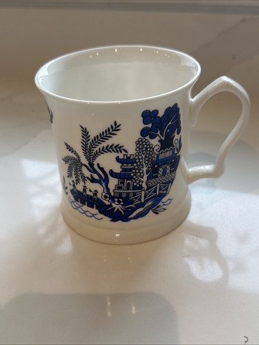 Blue willow pattern bone - pattern,
