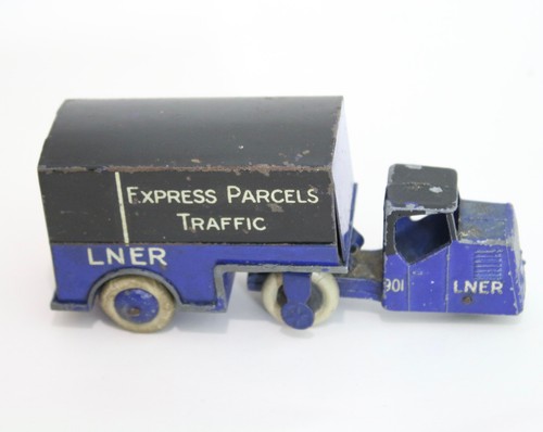 Dinky toys pre - toys,