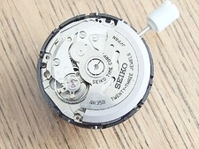 Seiko 4R35B automatic 23 jewel