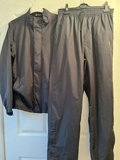 palm grove golf men's black waterproof tracksuit Size Small  my ref 6/12