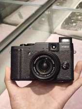 FUJIFILM Fuji X Series X20 12.0MP 4x Optical Zoom Digital Camera F2.0-2.8 Lens