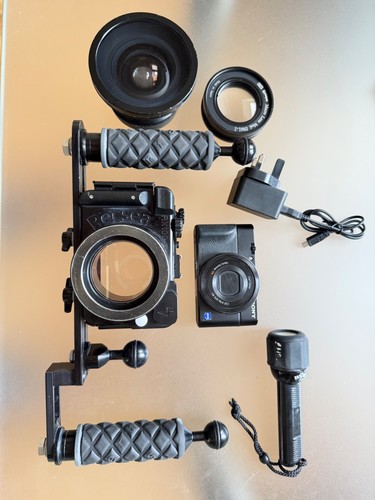 Sony rx100 camera and - camera,