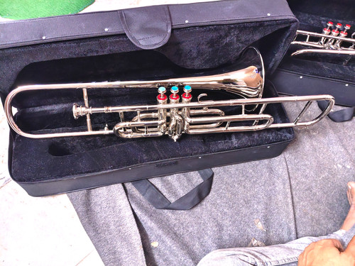 Trombone valve made - trombone,
