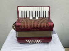 Hohner Student 26 Piano Keys 32 Bass Keys GWO