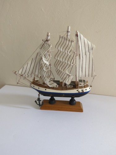 Vintage wooden model sailing - wooden,