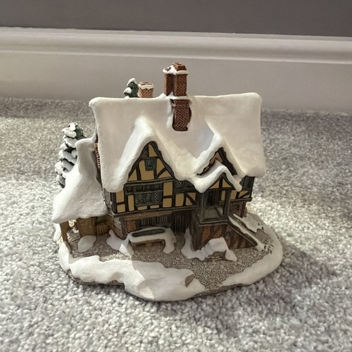 Lilliput lane yuletide - lilliput,