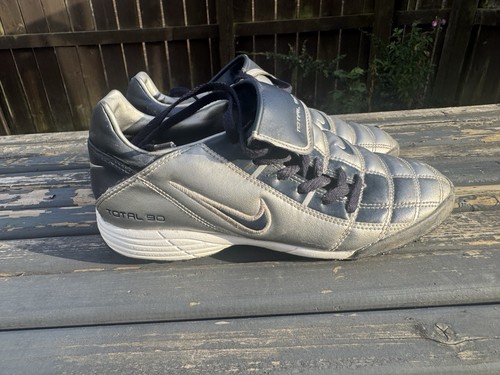 Nike total astro turf - nike,