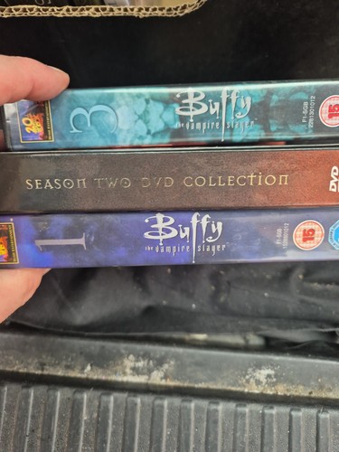 Buffy the vampire slayer dvd - buffy,