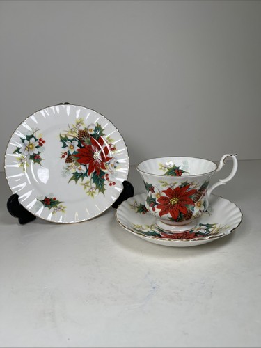 Royal albert poinsettia - -,