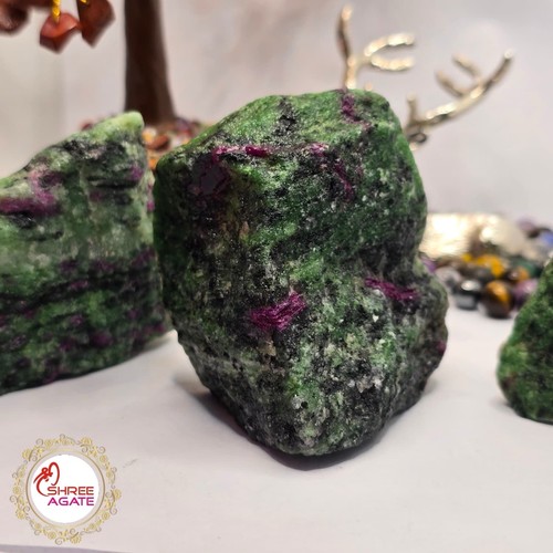 Natural ruby zoisite - in,