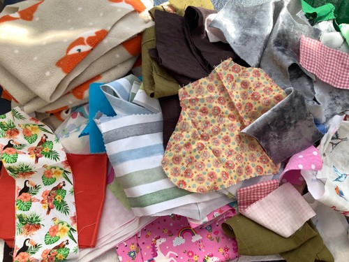 Mixed bundle fabric scraps - mixed,
