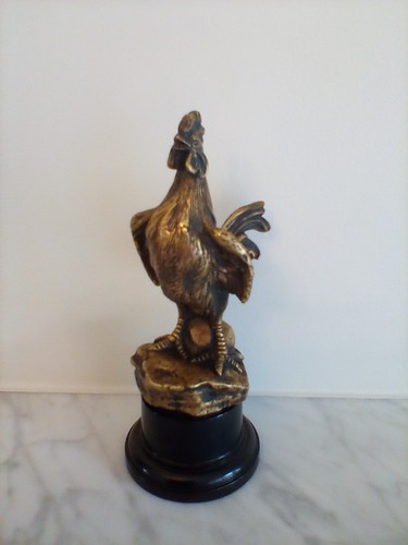 Bofill cockerel car - a.,