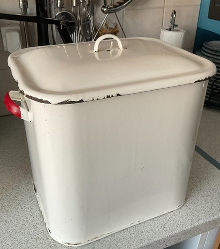 Vintage metal bread box - bread,