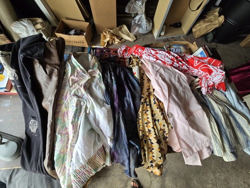 Women vintage clothes bundle - clothes,