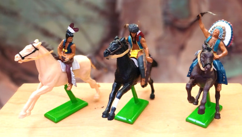 Britains deetail plastic - x,