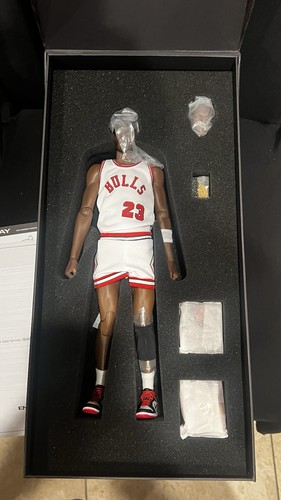 Enterbay michael jordan white - enterbay,