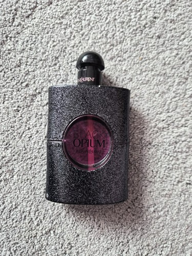 Black opium yves saint - opium,