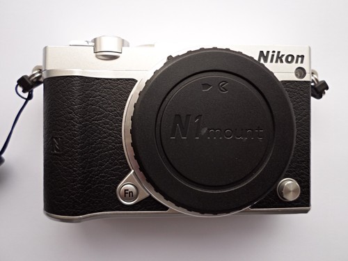 Nikon 499 - 1, j5