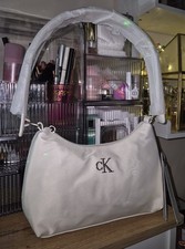 Calvin Klein CK zip-up shoulder bag  - White/Tofu