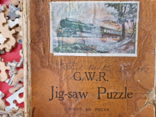 Wooden jigsaw - (1930),