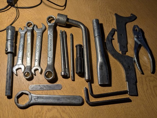 Honda vfr800 tool kit - honda,