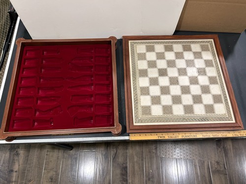 Rare franklin mint chess - mint,