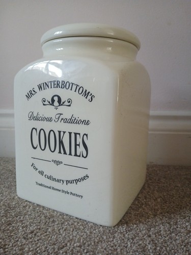 Mrs winterbottom cookie - mrs,