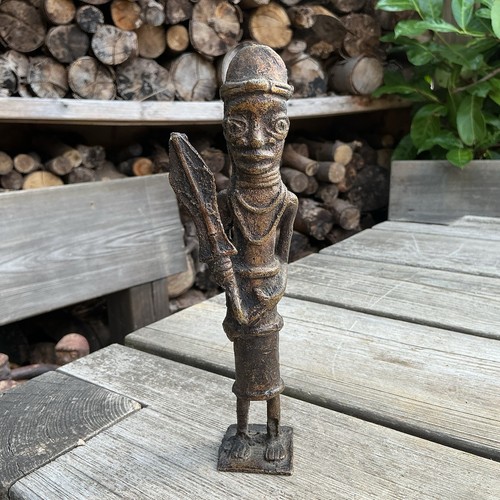 Old vintage benin bronze - old,