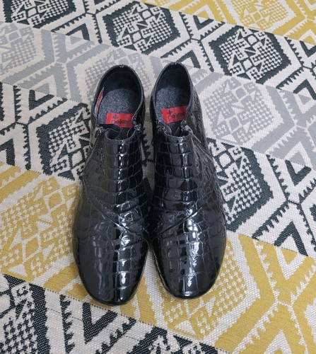Black reiker patent leather - black,
