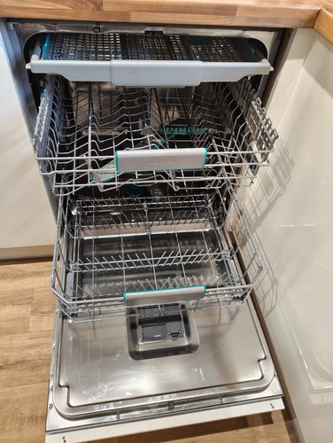 Hisense fully integrated - hisense,