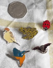 5 X RARE RSPB BADGES/PINS - KINGFISHER/BAT/LADYBIRD/FROG/TREE SPARROW, GREAT LOT