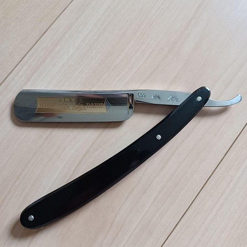 Solingen leather designed for