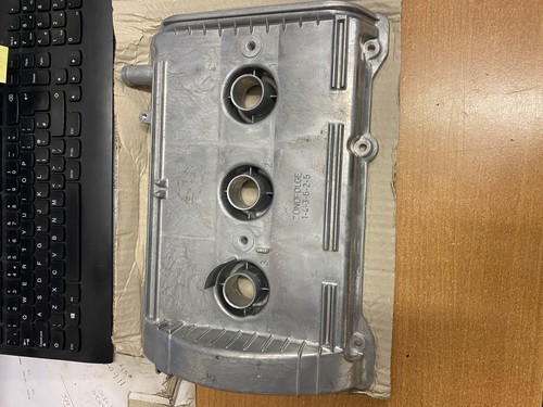 Audi engine cam cover valve - v6,