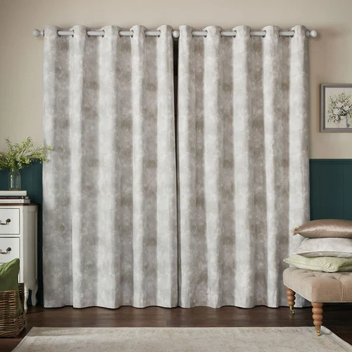 Laura ashley millhayes - laura,