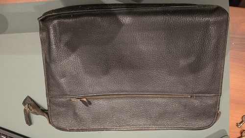 Vintage black pebble grain - black,