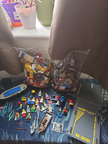 Vintage lego job lot - lot,, pirates