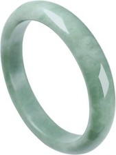 Natural Green Jade Bangle