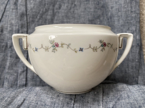 Royal worcester fine bone - royal,